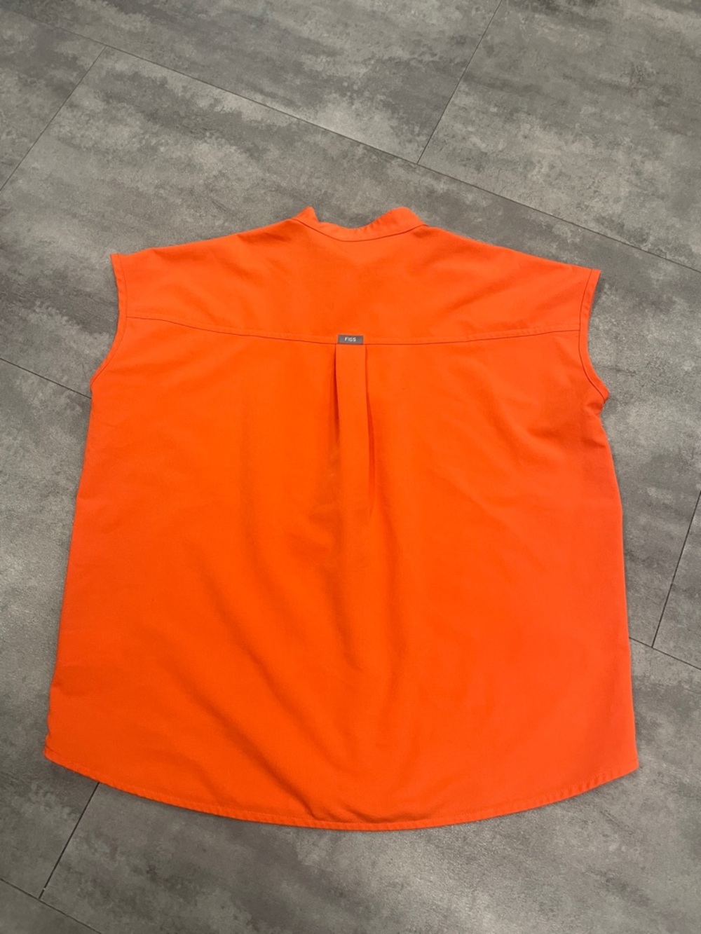 Figs size small Rafaela scrub top - Picture 2 of 7